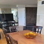 Apartment With Beautiful View In Hawaii